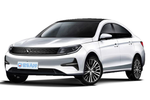 纯电SUV深度实拍:内饰全景与空间表现解析,参考价与分期方案 纯电SUV深度实拍:内饰全景与空间表现解析,参考价与分期方案