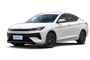 超值家轿实拍解析：全景影像与空间体验全揭秘，参考价5.98万起