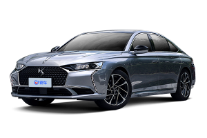 旗舰轿车深度实拍 内饰全景与空间体验及市场行情解析 旗舰轿车深度实拍 内饰全景与空间体验及市场行情解析