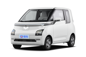 纯电代步车实拍解析:内饰全景与空间表现全览,参考价4.47万起 纯电代步车实拍解析:内饰全景与空间表现全览,参考价4.47万起