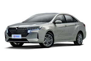 紧凑型家轿深度实拍:内饰与空间表现解析,全景影像与油耗实测 紧凑型家轿深度实拍:内饰与空间表现解析,全景影像与油耗实测