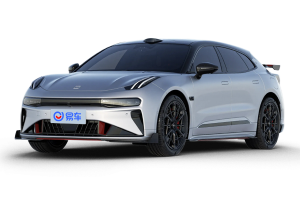 极致性能纯电猎装车深度解析，实测加速与全景座舱体验