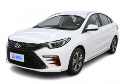 360全景舒适座舱实测解析，国民家轿油耗与空间表现全揭晓