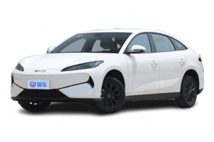 纯电MPV实拍解析：内饰全景大空间，北京参考价10.38万起