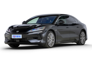 腾势Z9实拍图曝光 内饰全景与外观细节解析