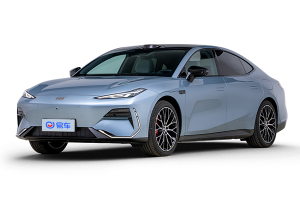 银河E8实拍图解析 内饰全景 外观细节及购车方案