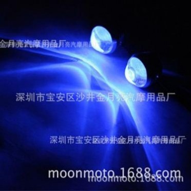 一拖二刹车爆闪牌照灯改装：大鱼眼LED高亮透镜射灯｜实用指南