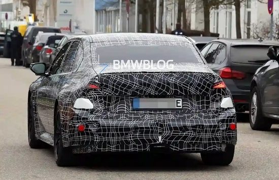 或搭载四电机 全新宝马M3纯电版谍照曝光